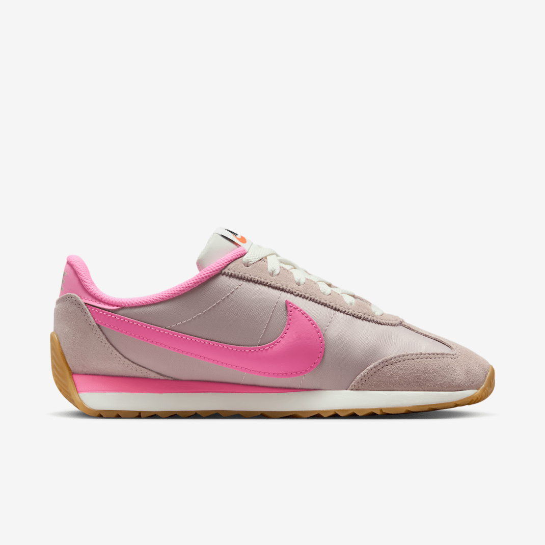Silt Red/Sail/Gum Light Brown/Pink Spell