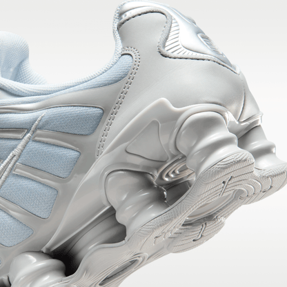 Pure Platinum/Smoke Grey/Metallic Silver