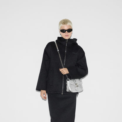 piel plateada metalizada