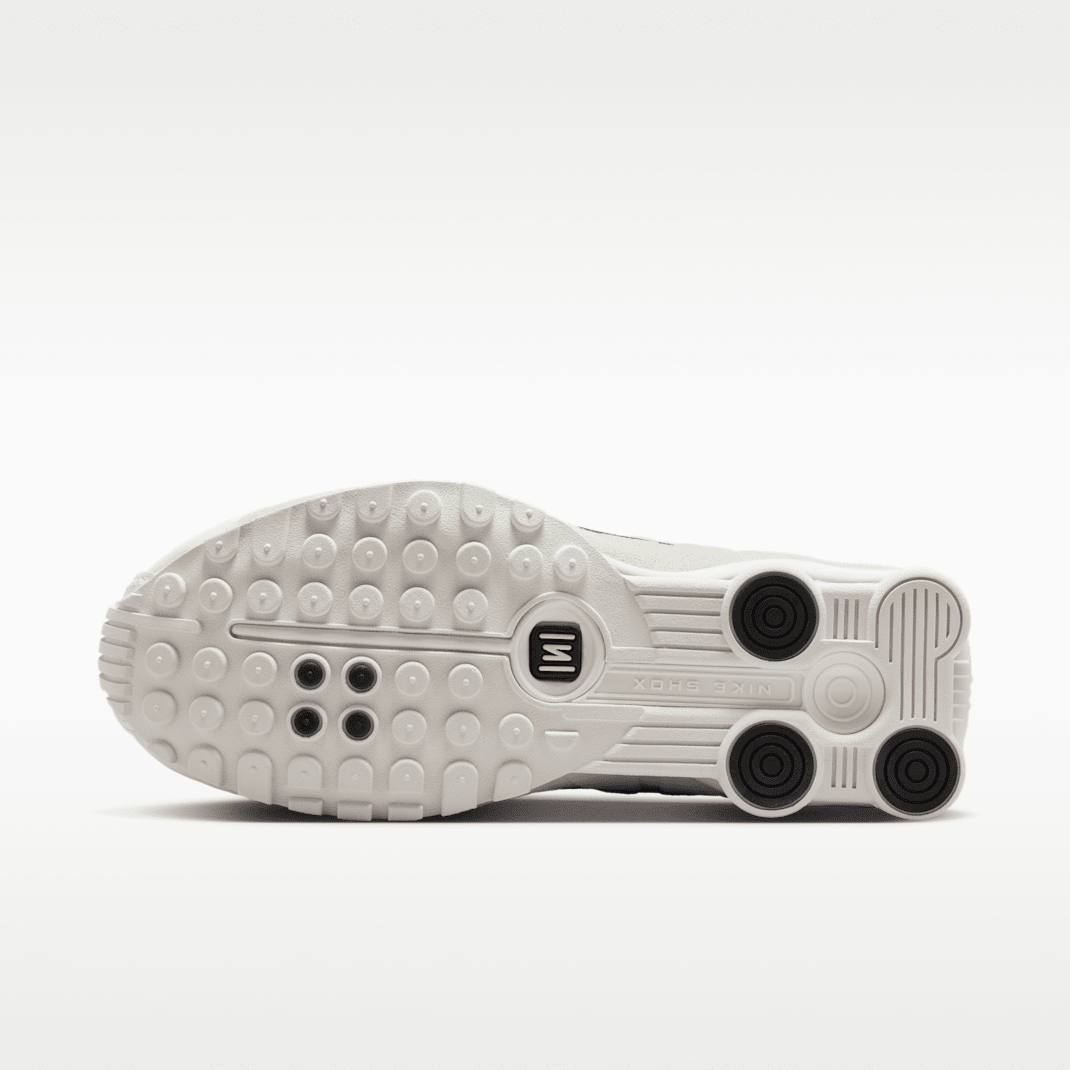 Summit White/Light Orewood Brown/Black