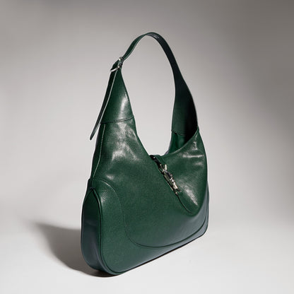 piel verde oscuro
