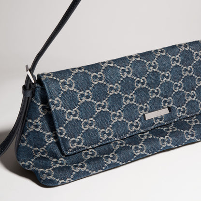 denim azul con GG