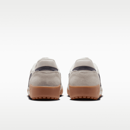 Phantom/Gum Medium Brown/Gridiron