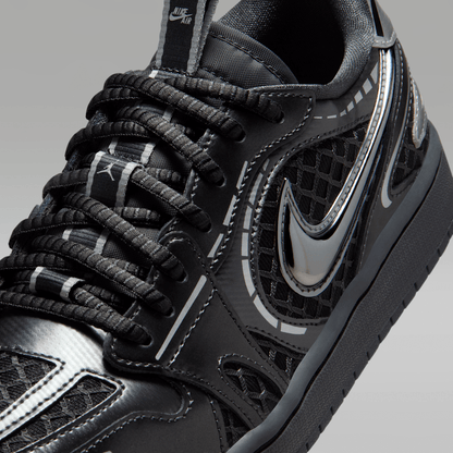 Black/White/Anthracite/Metallic Silver