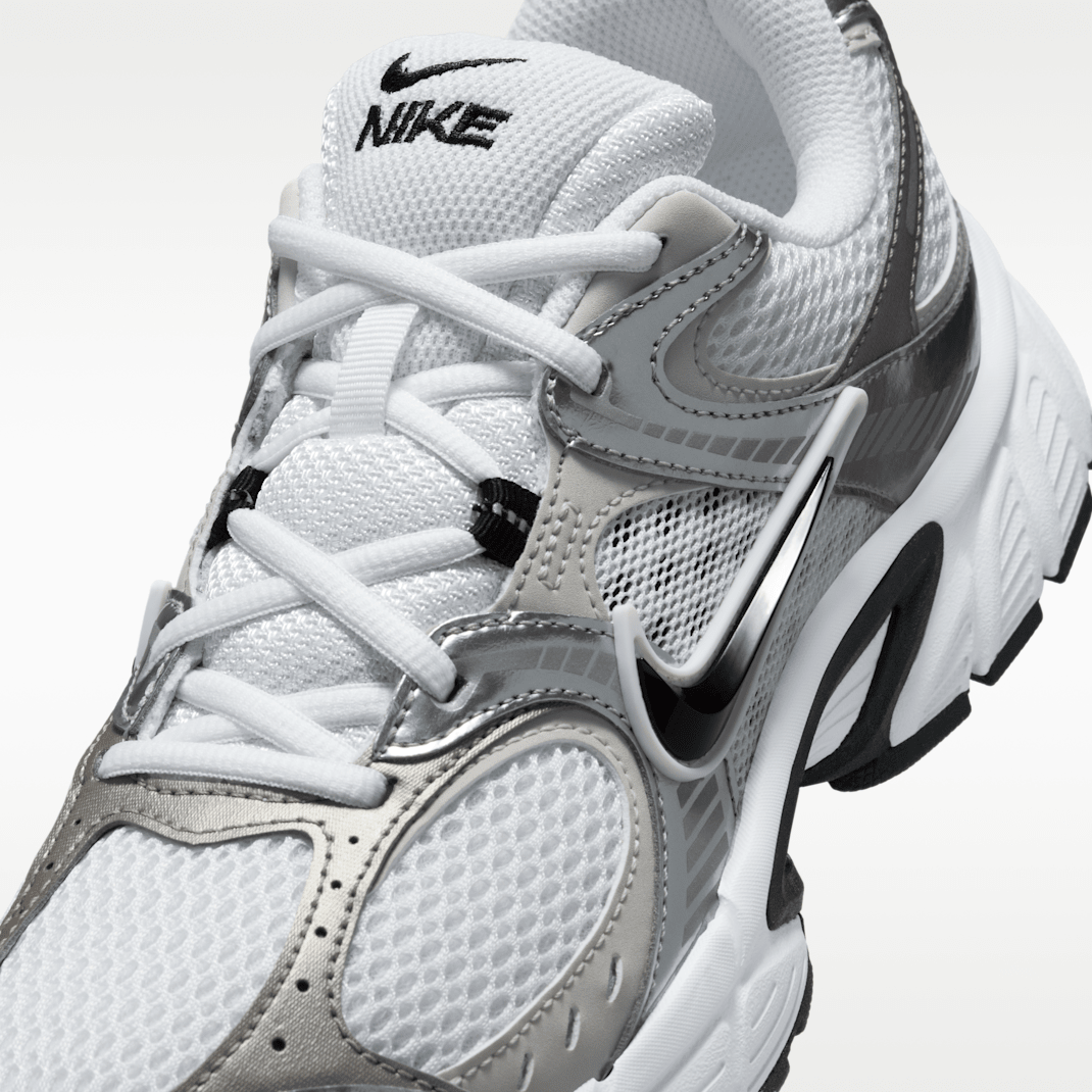 White/Vast Grey/Metallic Silver/Black