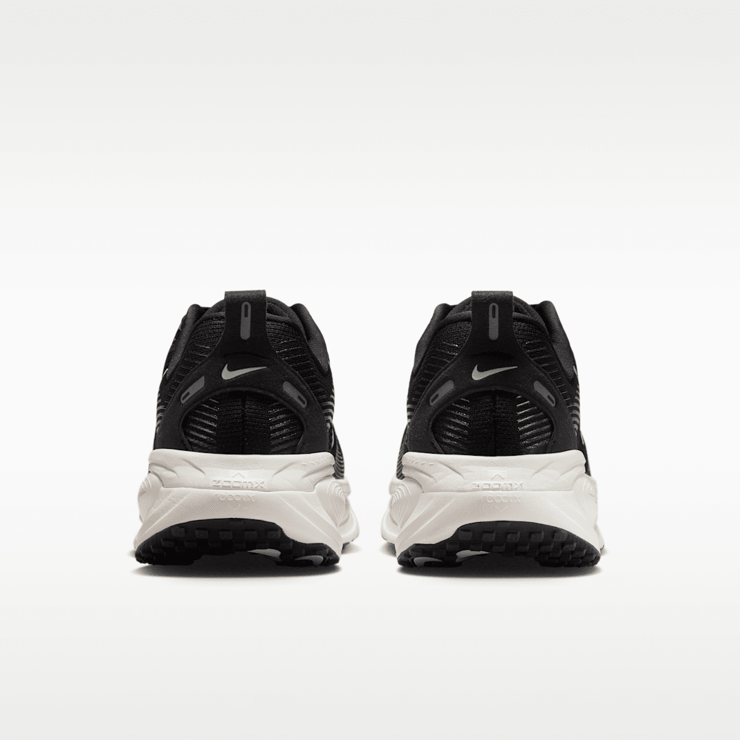 Black/Coconut Milk/Light Iron Ore/Summit White 2