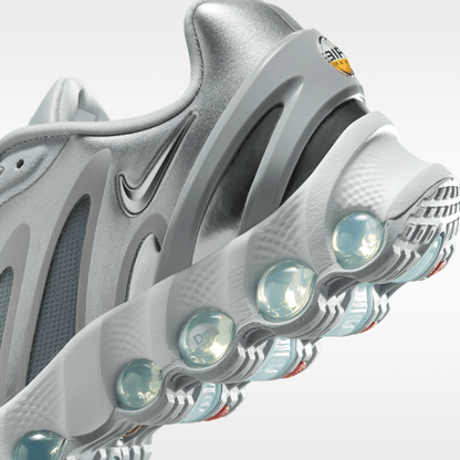 Wolf Grey/Off White/Off White/Metallic Silver