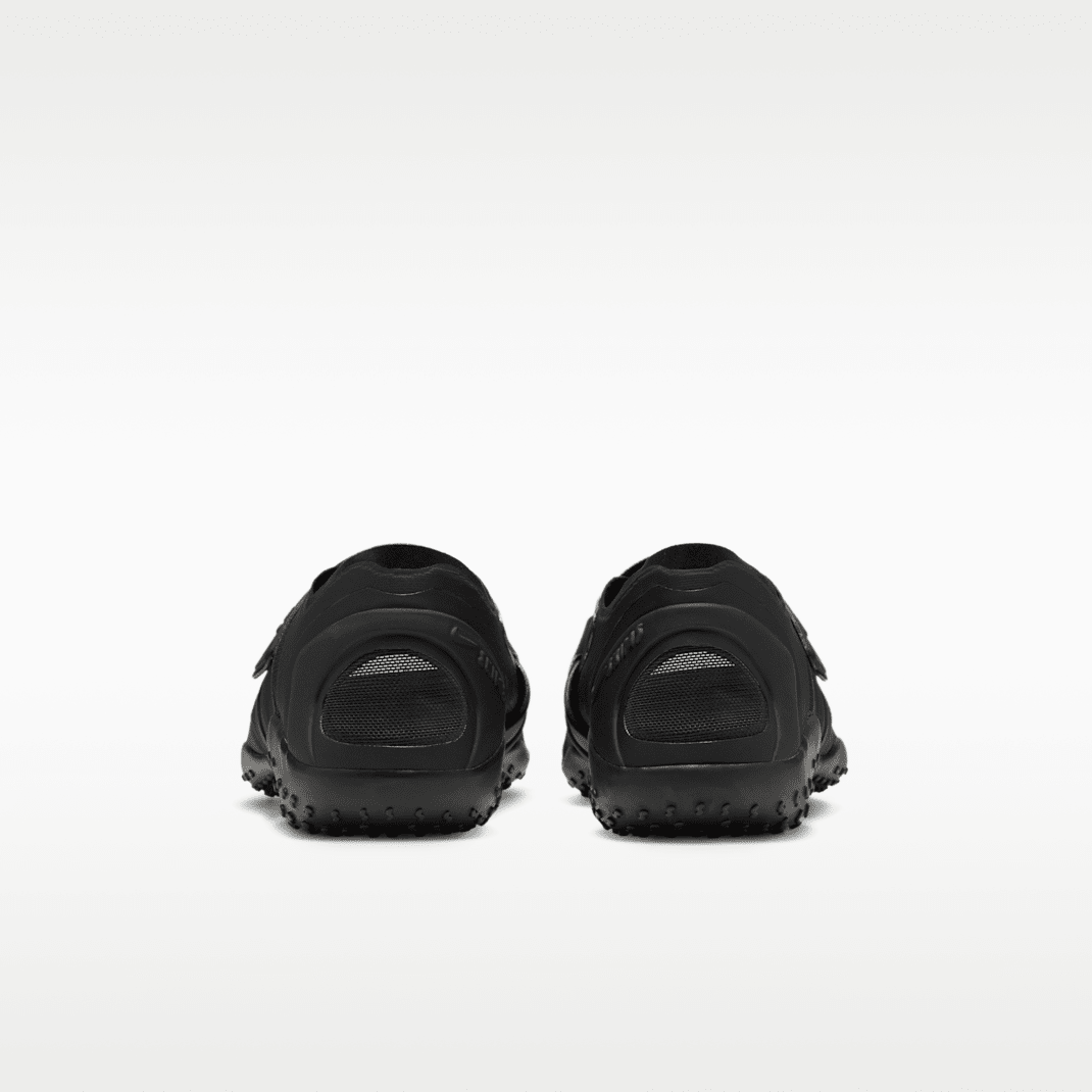 Black/Black/NSKM Dark Smoke