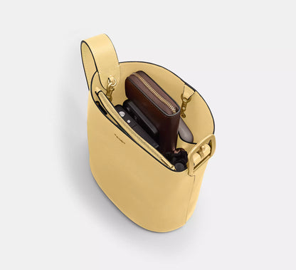 Brass/Vanilla