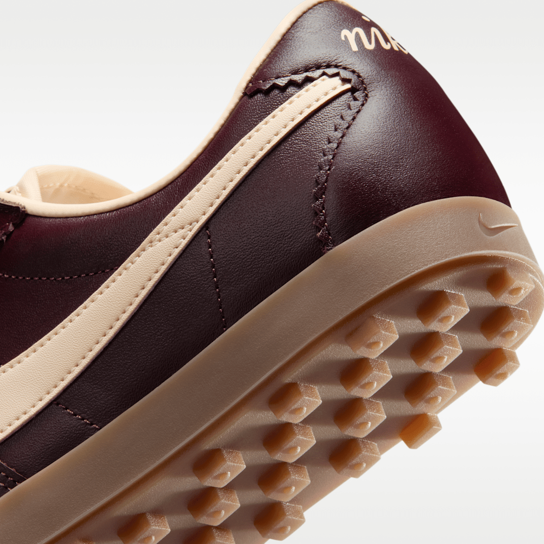 Burgundy Crush/Gum Light Brown/Muslin