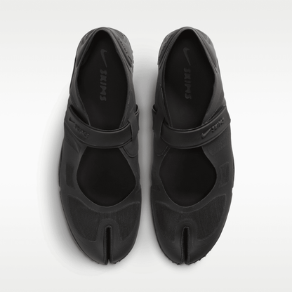 Black/Black/NSKM Dark Smoke