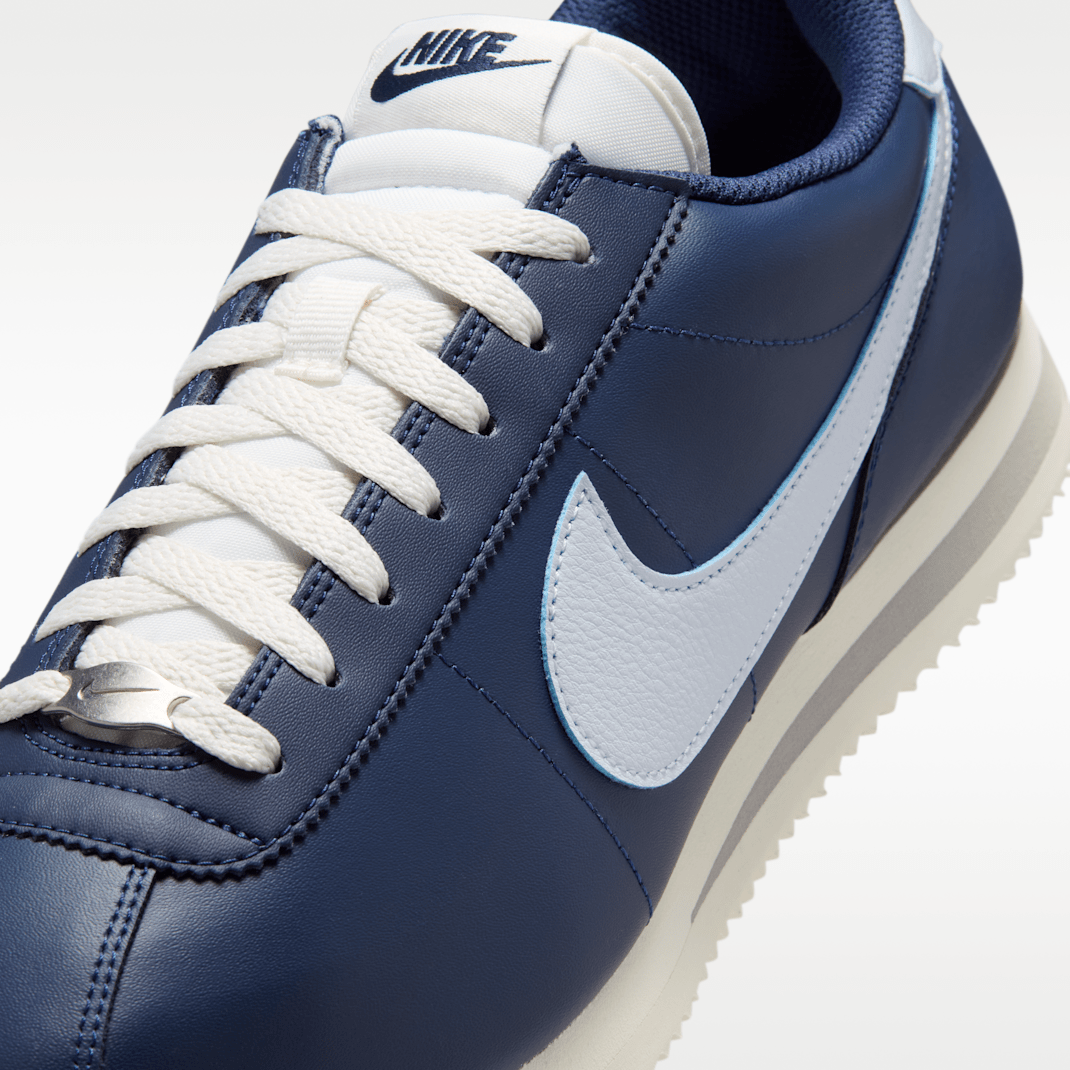 Midnight Navy/Sail/Light Smoke Grey/Football Grey