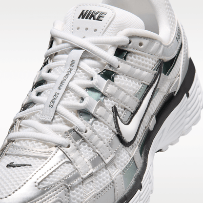 White/Off White/Dark Smoke Grey/White