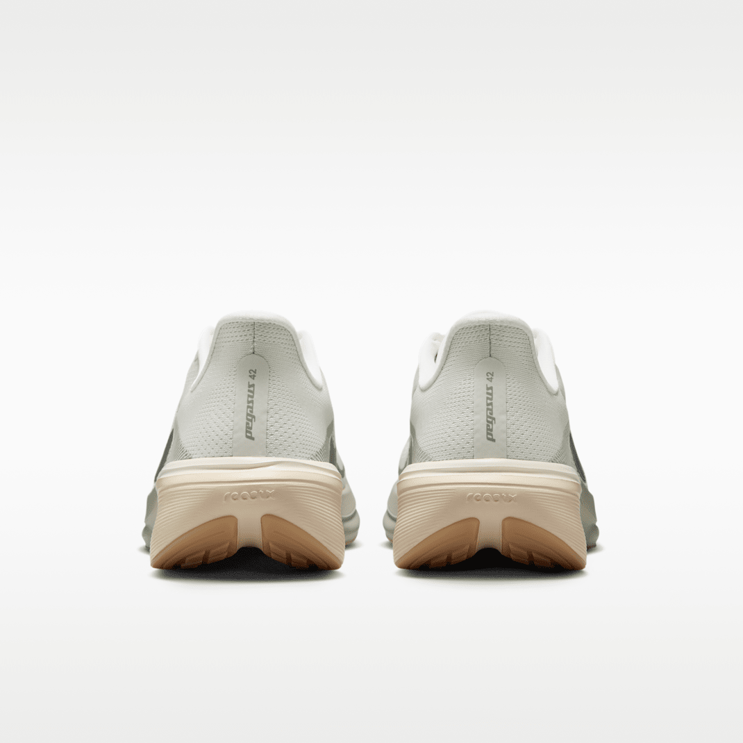 Spruce Aura/Pale Ivory/Sanddrift/Jade Horizon