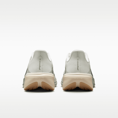 Spruce Aura/Pale Ivory/Sanddrift/Jade Horizon