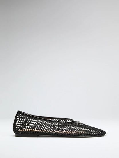 Black 001
