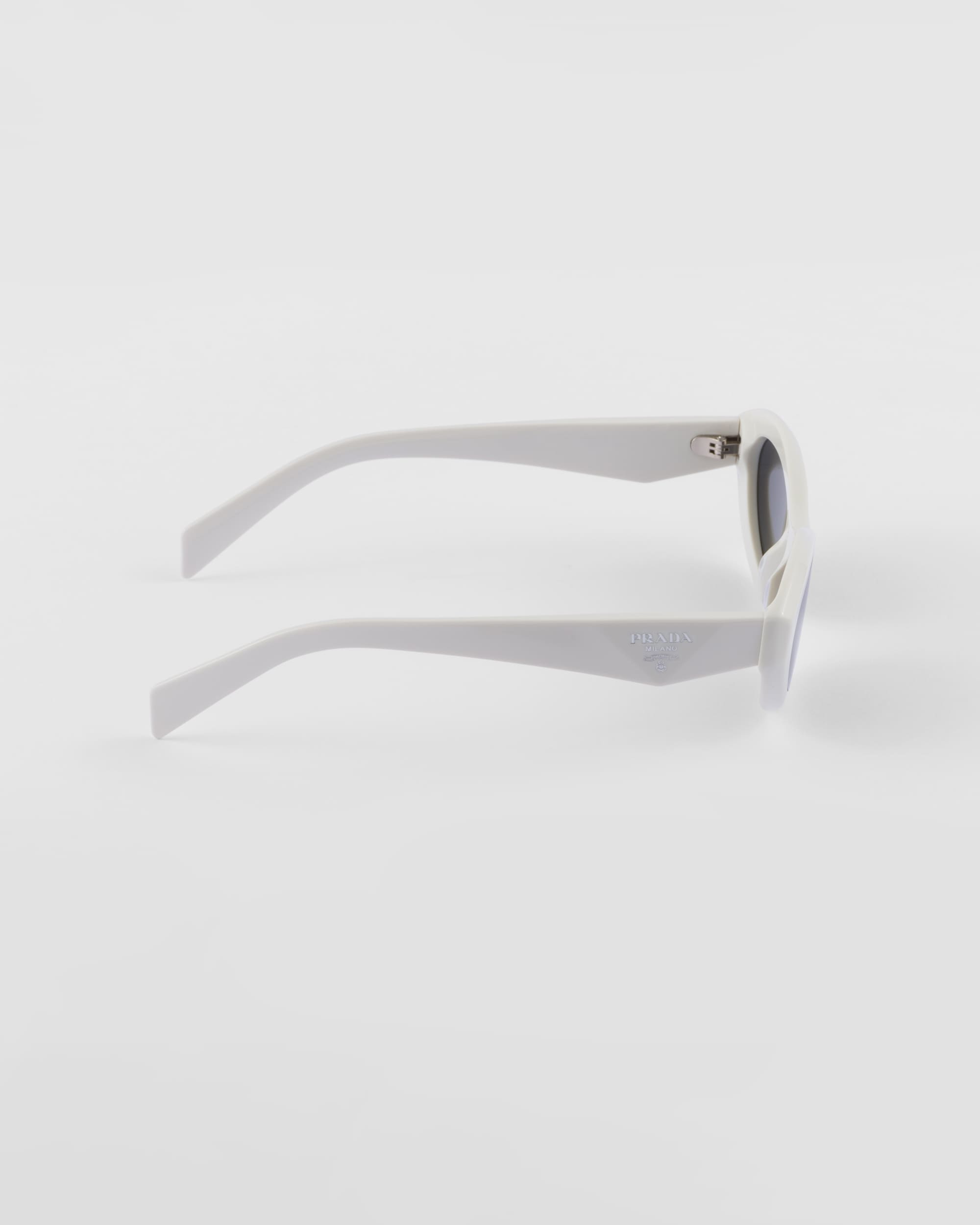 Lentes gris pizarra