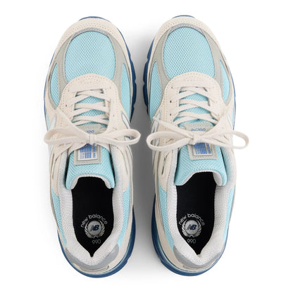 Moonbeam With Cloud Blue And Magic Blue