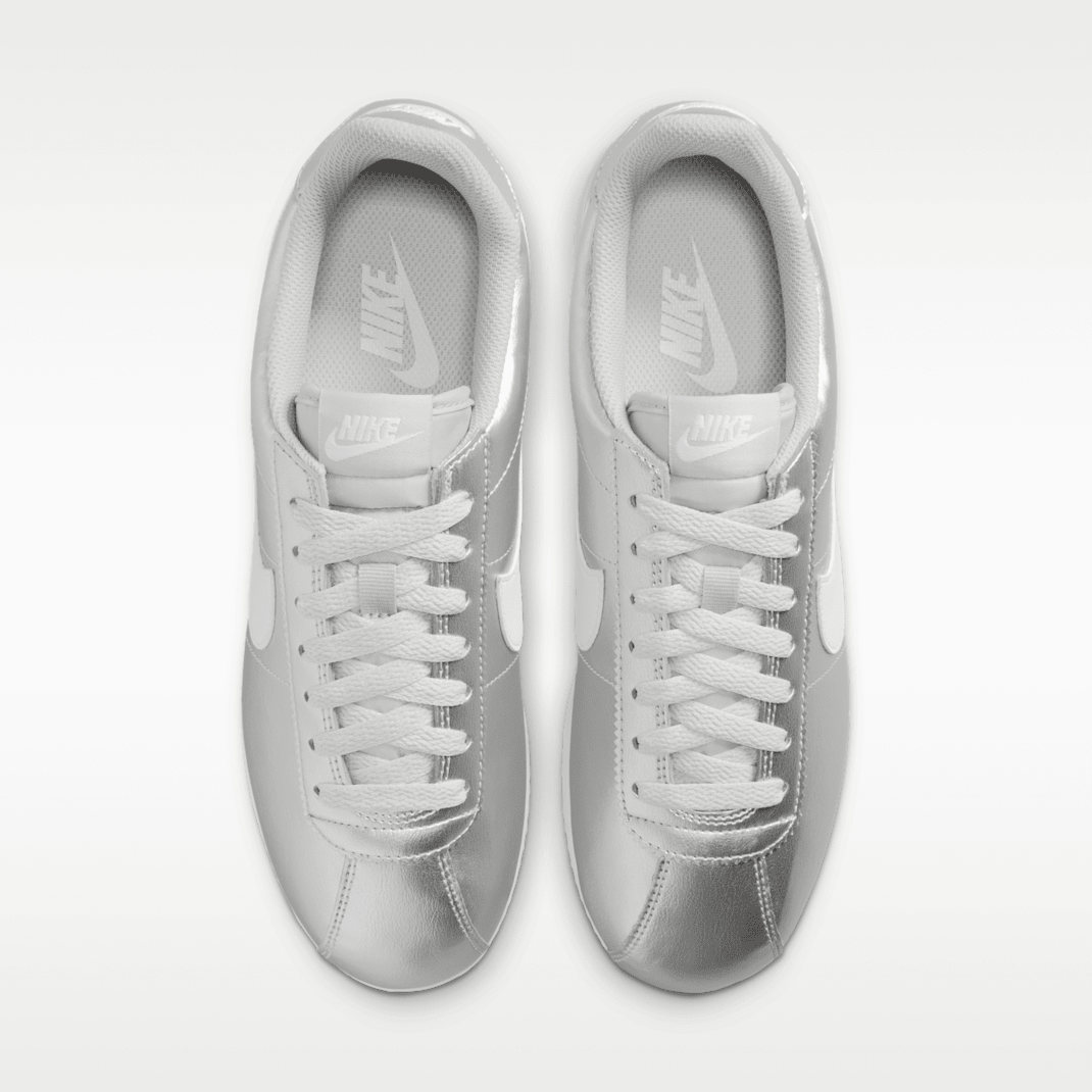 Metallic Silver/Grey Fog/White
