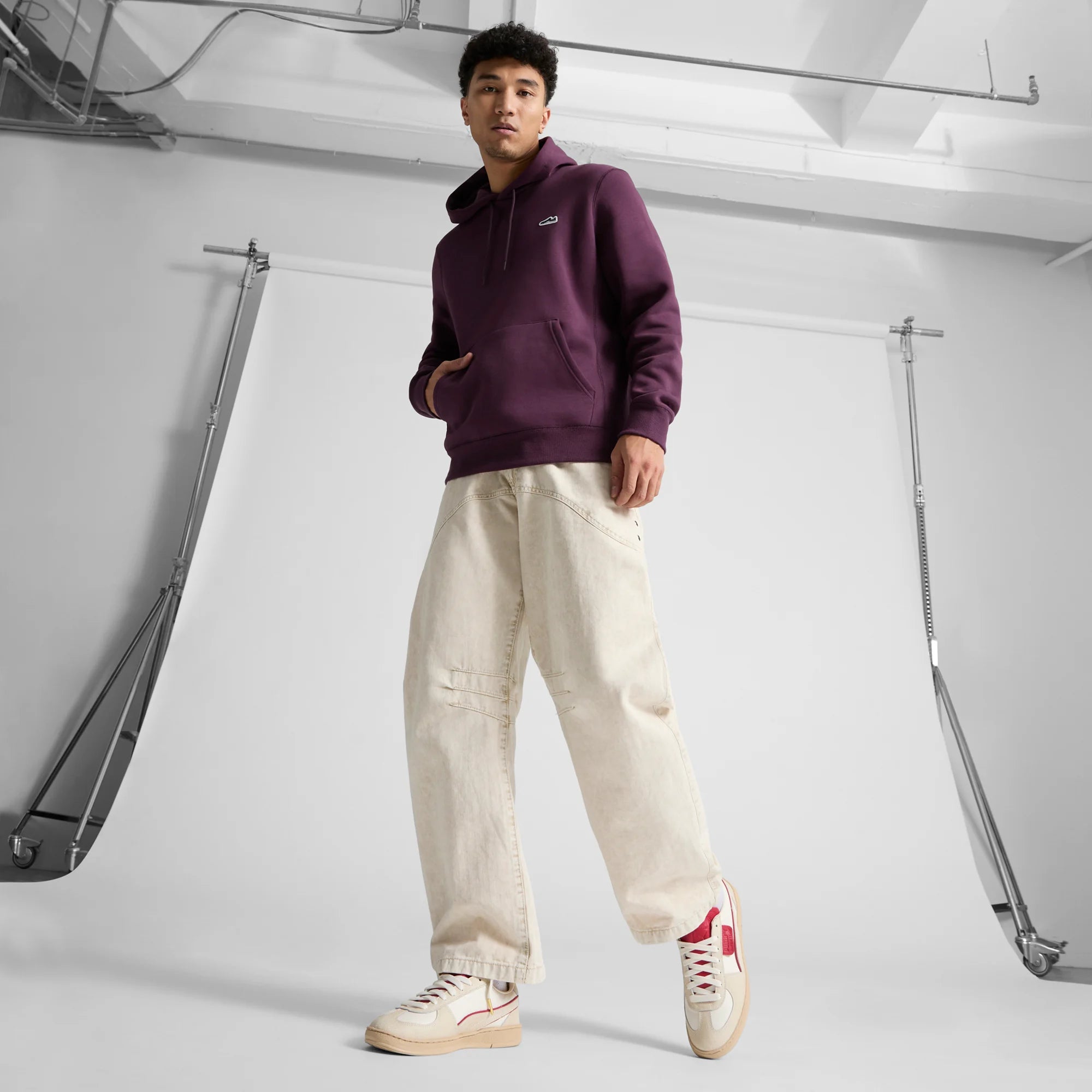 PUMA White-Club Red