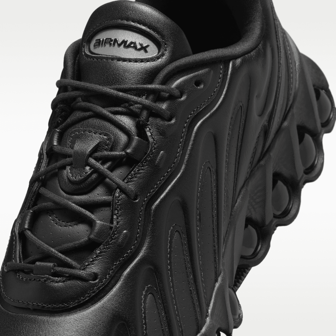 Black/Black