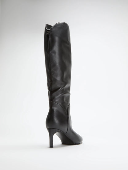 Black 002