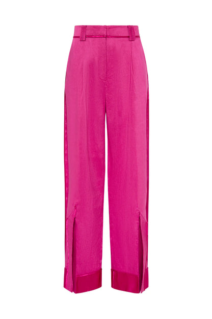 MAGENTA