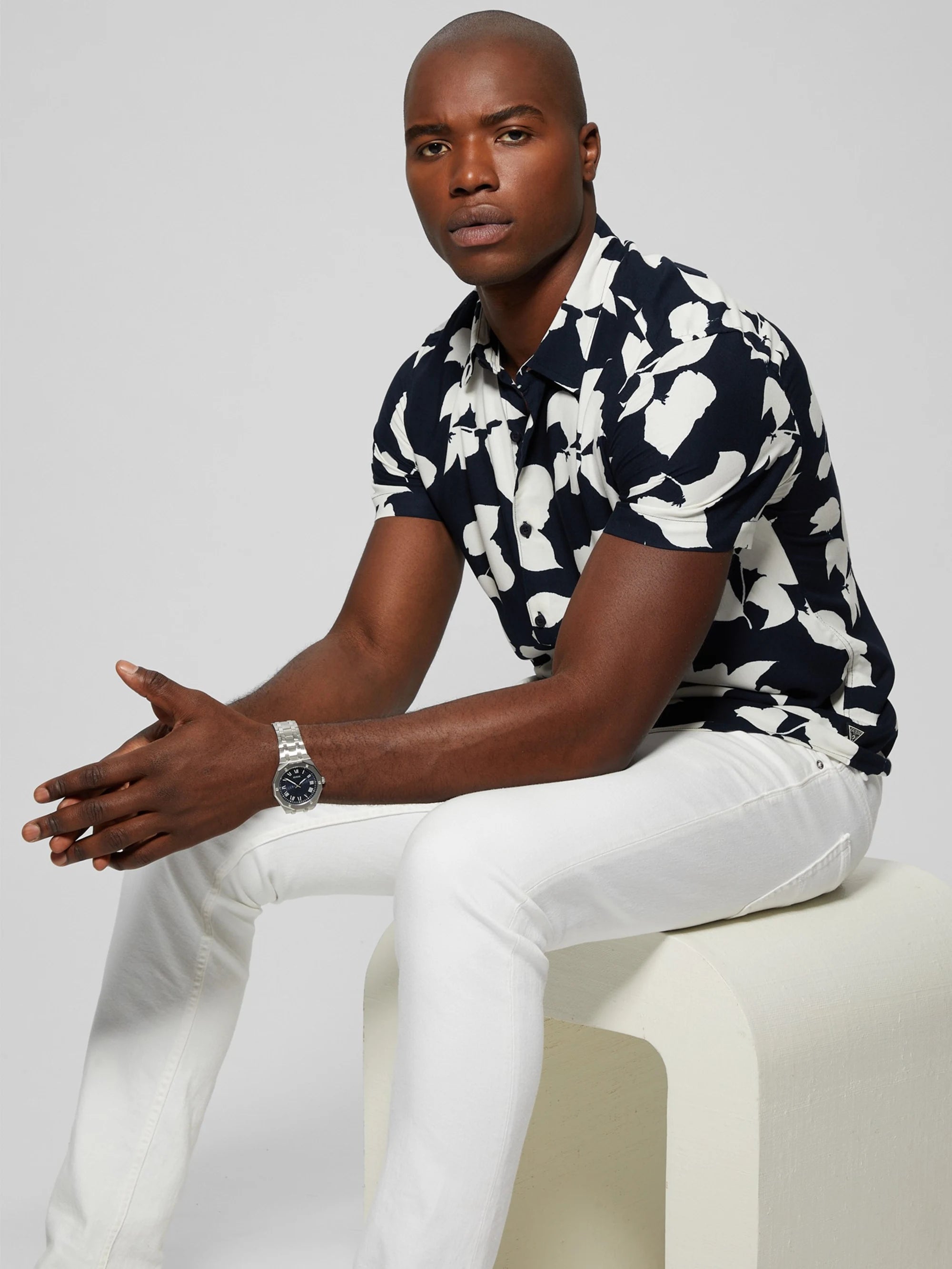 Shadow-Block Floral Smart