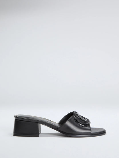 Black 001