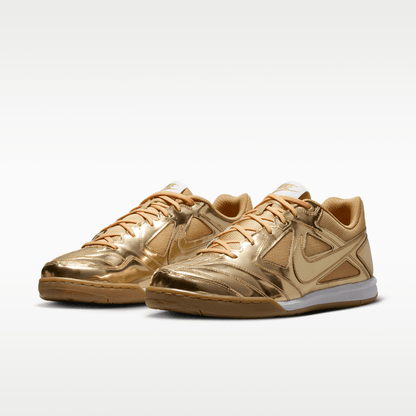 Metallic Gold/White/Gum Light Brown/Metallic Gold