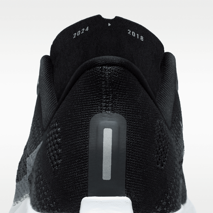 Black/Anthracite/White/Pure Platinum