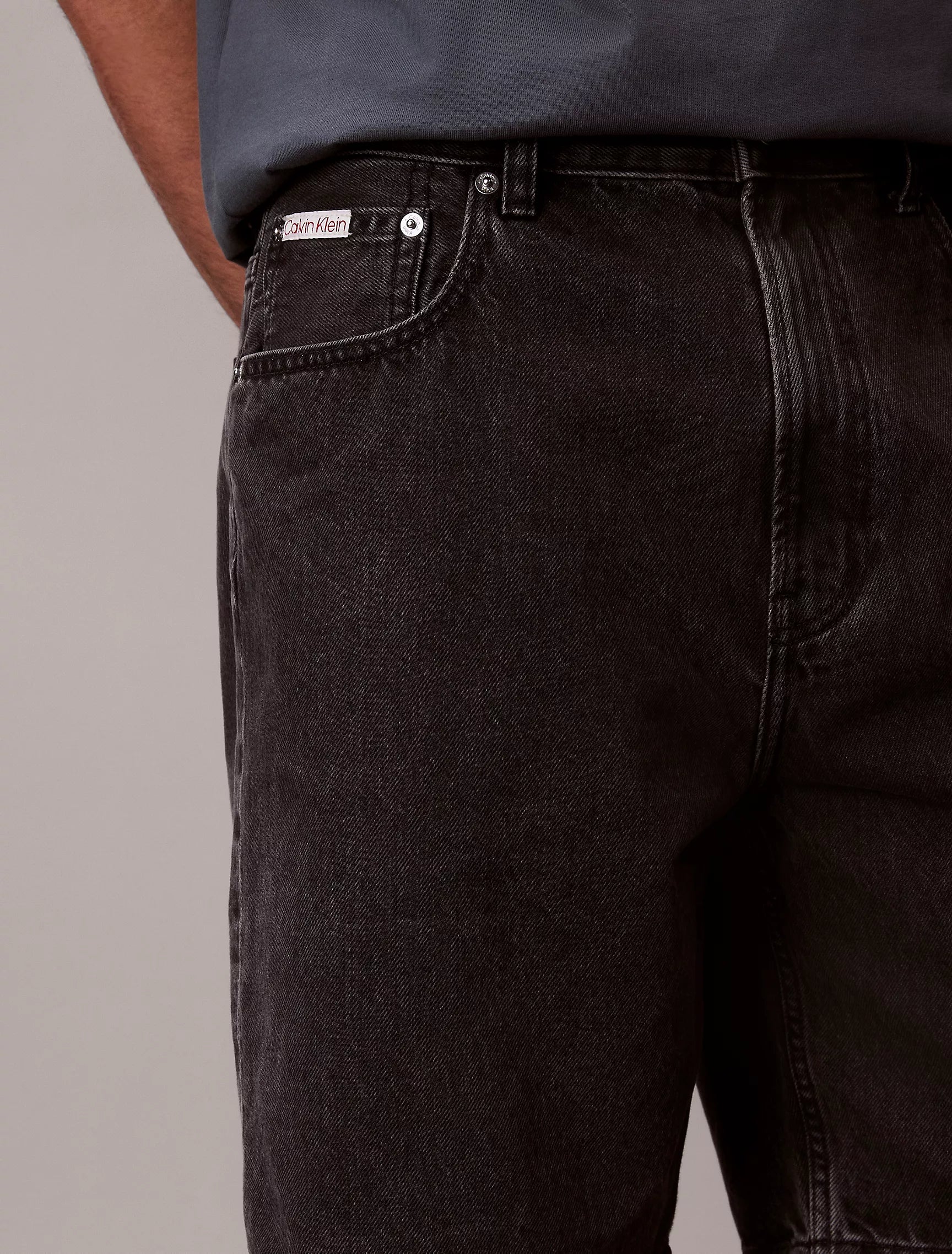 Ck Essential Black