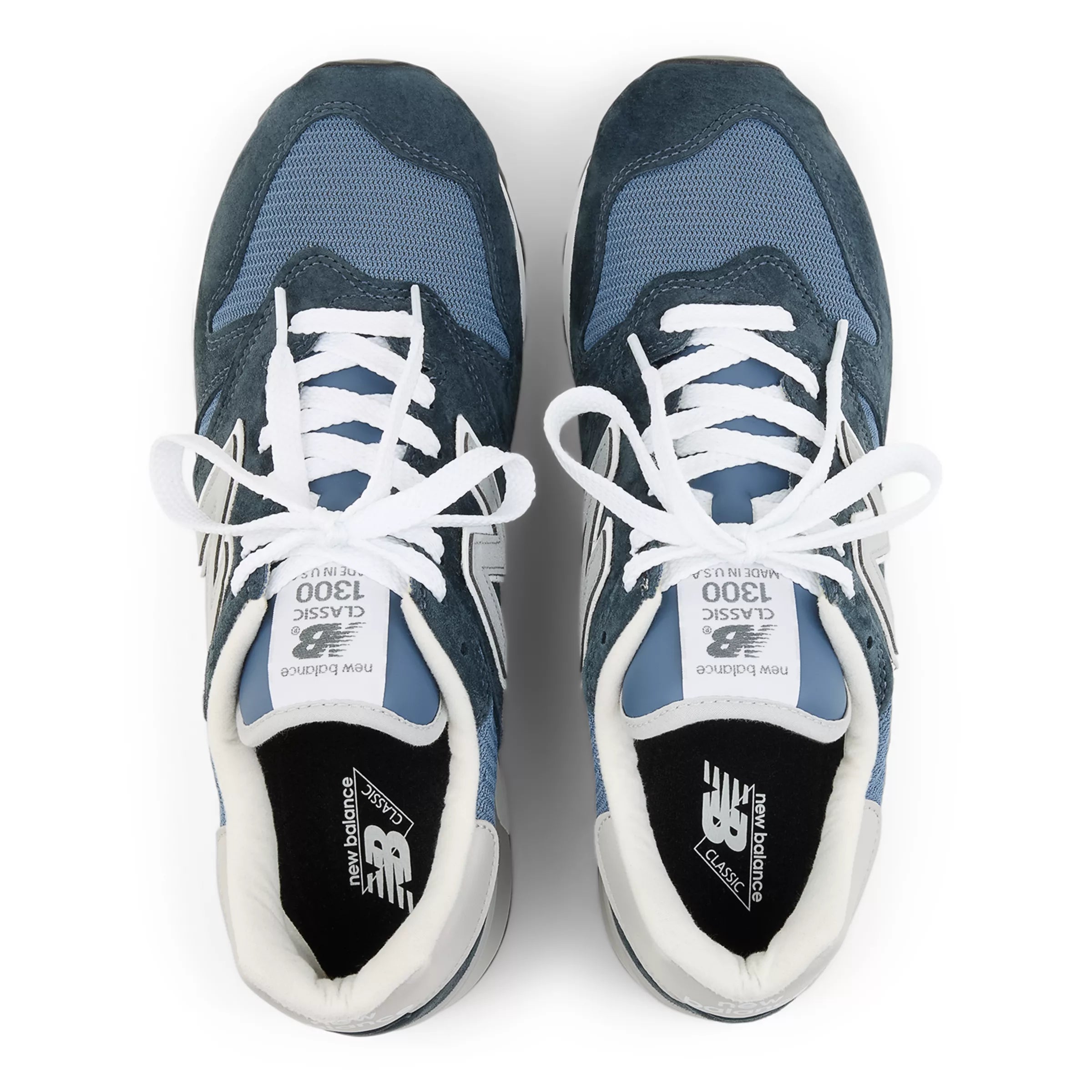 Nb Navy With Raincloud And White