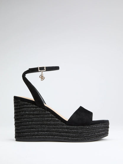 Black 001