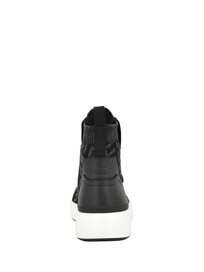 Black 001