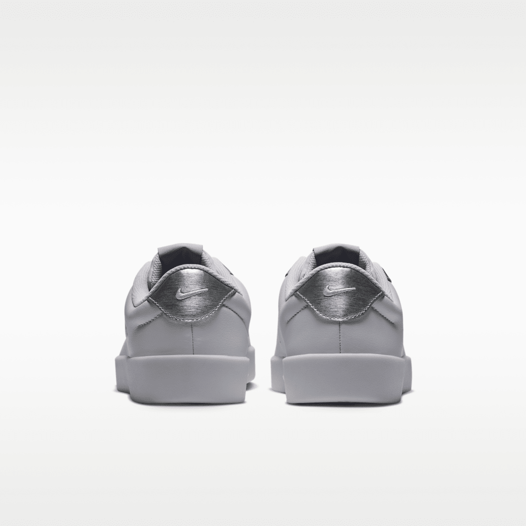 Pure Platinum/Wolf Grey/Black/Metallic Silver