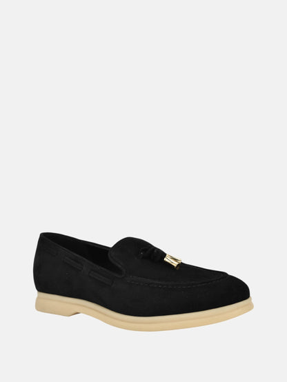 Black 001