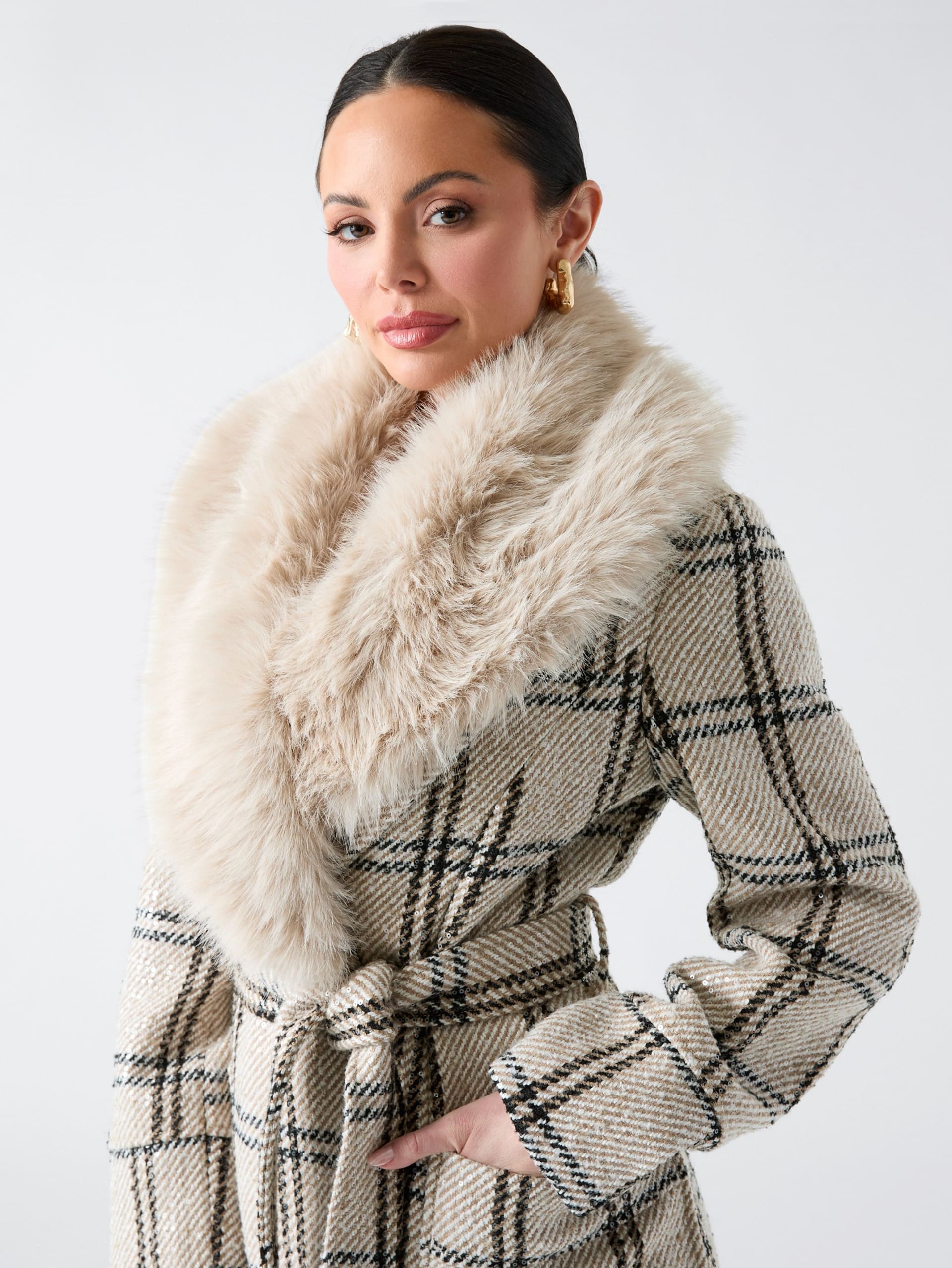 White Deneuve Multi