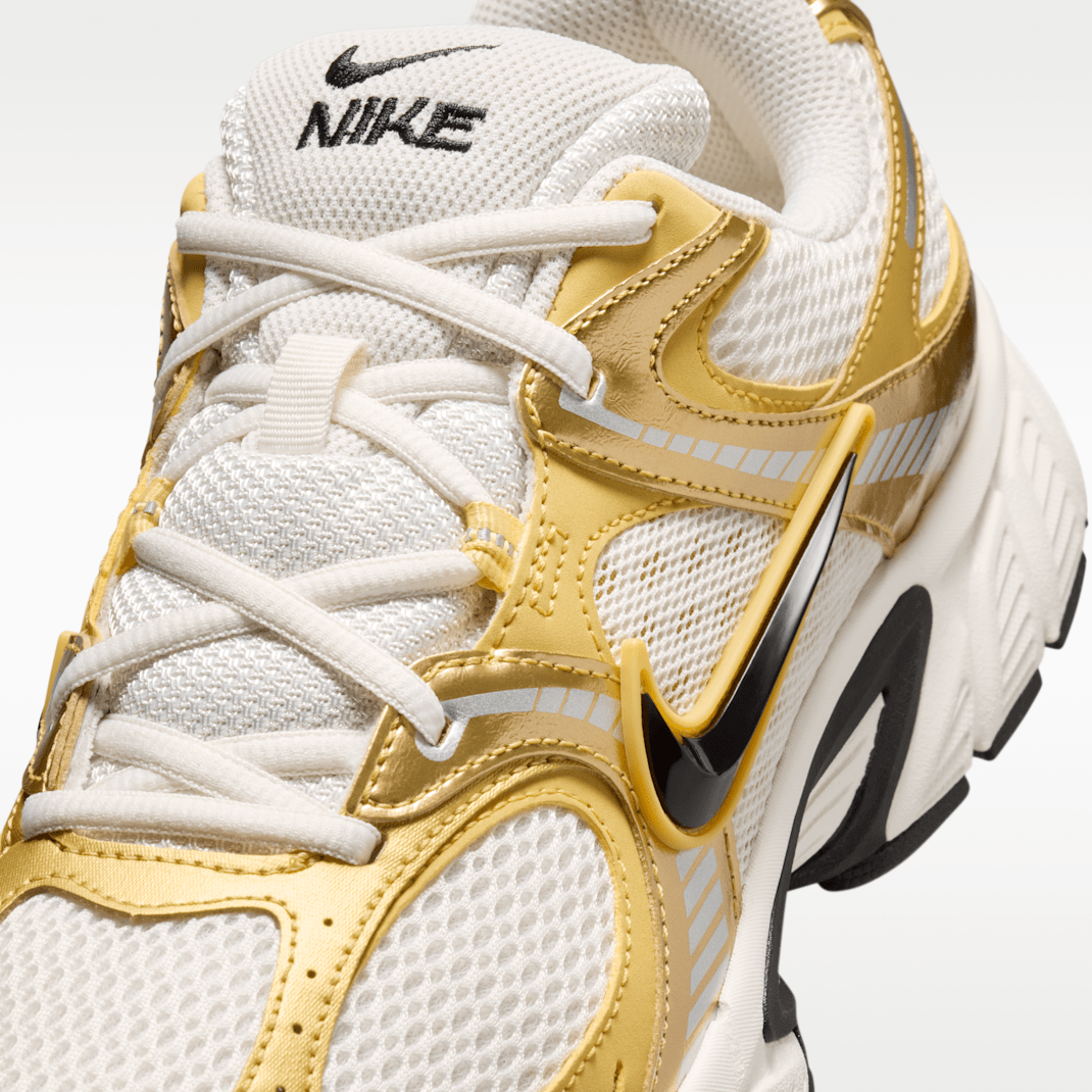 Sail/Buff Gold/Saturn Gold/Black