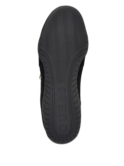 Black 001
