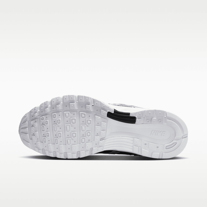 White/Off White/Dark Smoke Grey/White