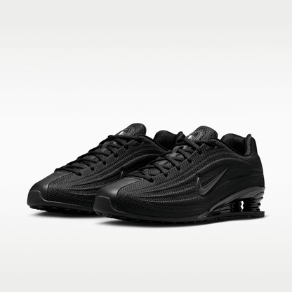 Black/University Red/Black