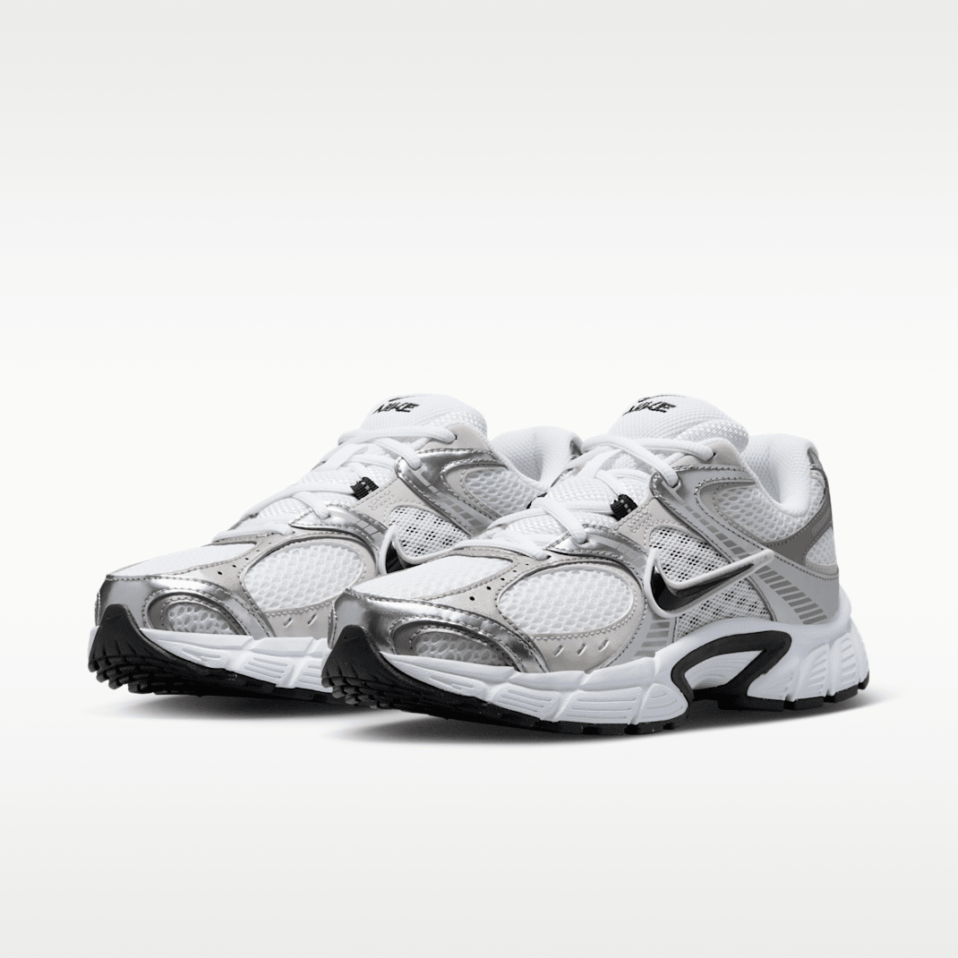 White/Vast Grey/Metallic Silver/Black