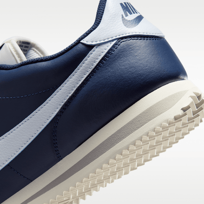 Midnight Navy/Sail/Light Smoke Grey/Football Grey