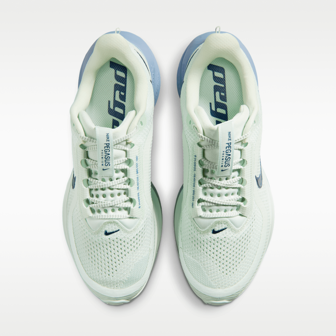 Barely Green/Work Blue/Football Grey/Blue Void