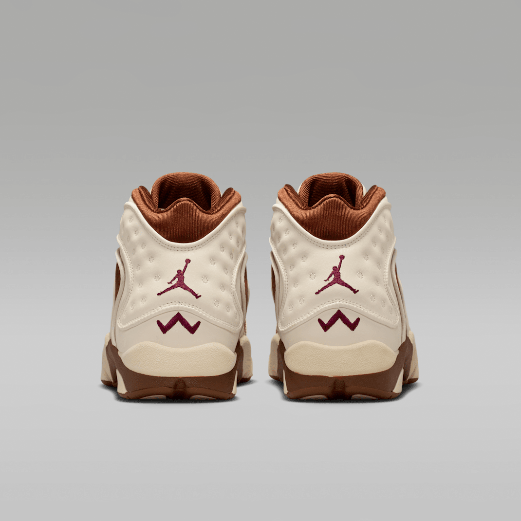 Pale Ivory/Light British Tan/Muslin/Track Red