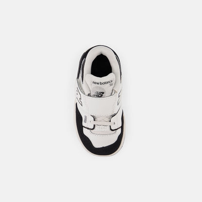 White With Black And Rain Cloud
