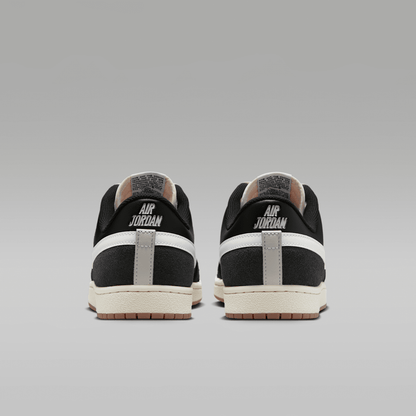 Black/Anthracite/Gum Medium Brown/Summit White