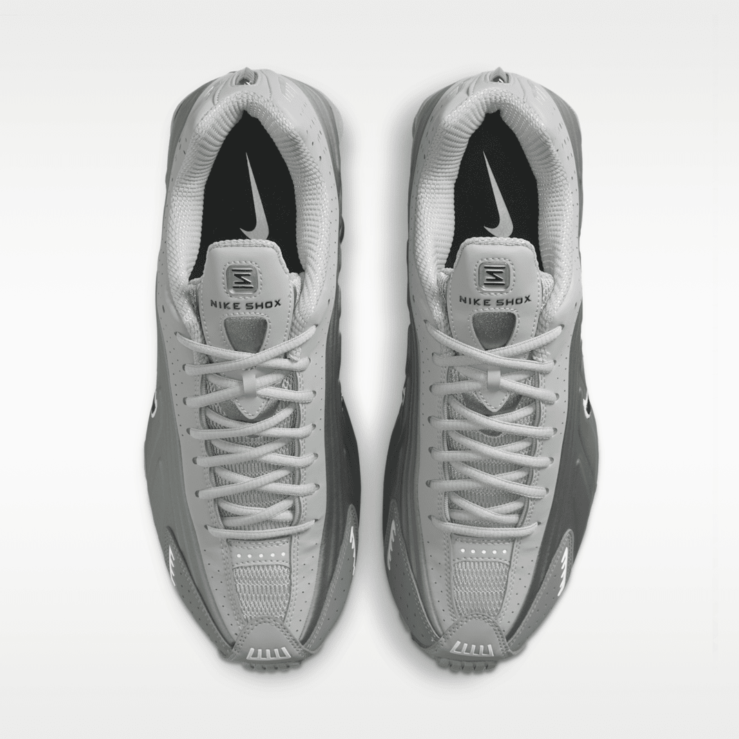Light Smoke Grey/Smoke Grey/White/Black