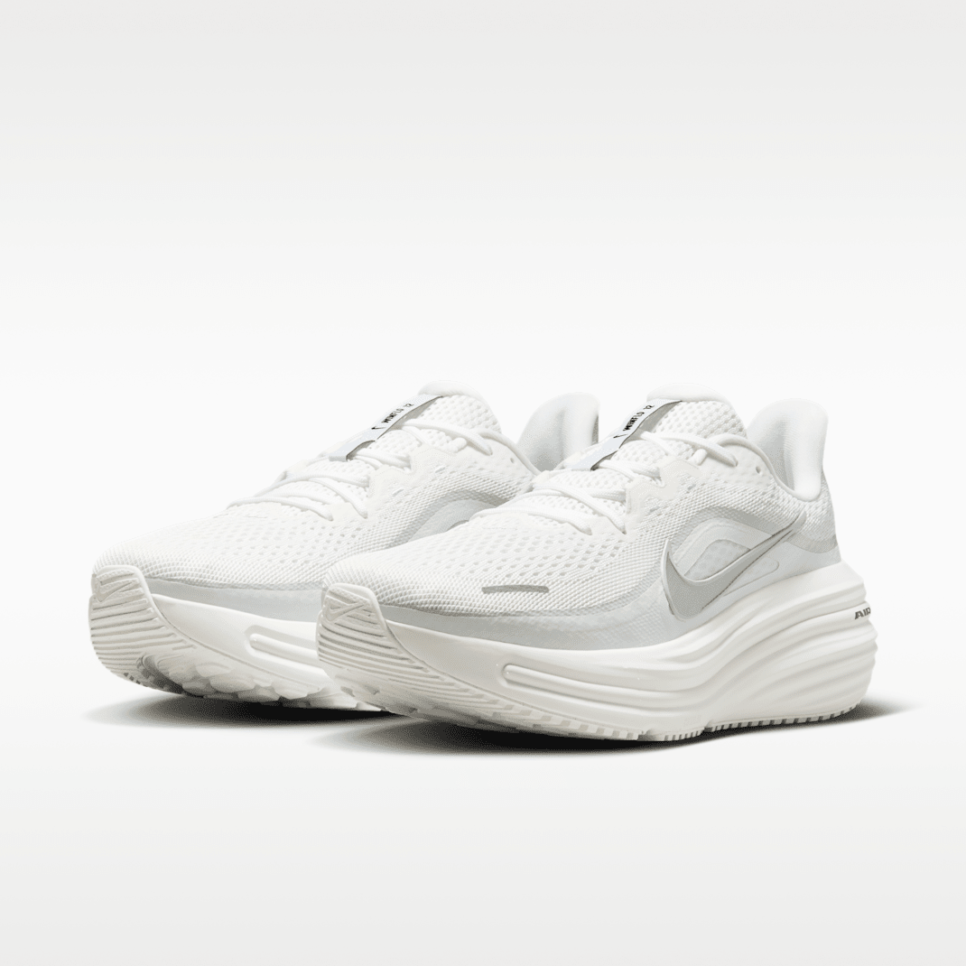White/Summit White/Photon Dust/Metallic Silver